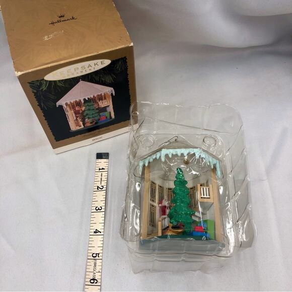 Vintage 1996 Hallmark Keepsake Christmas Tree Ornament Magic Santa Series - Picture 14 of 16
